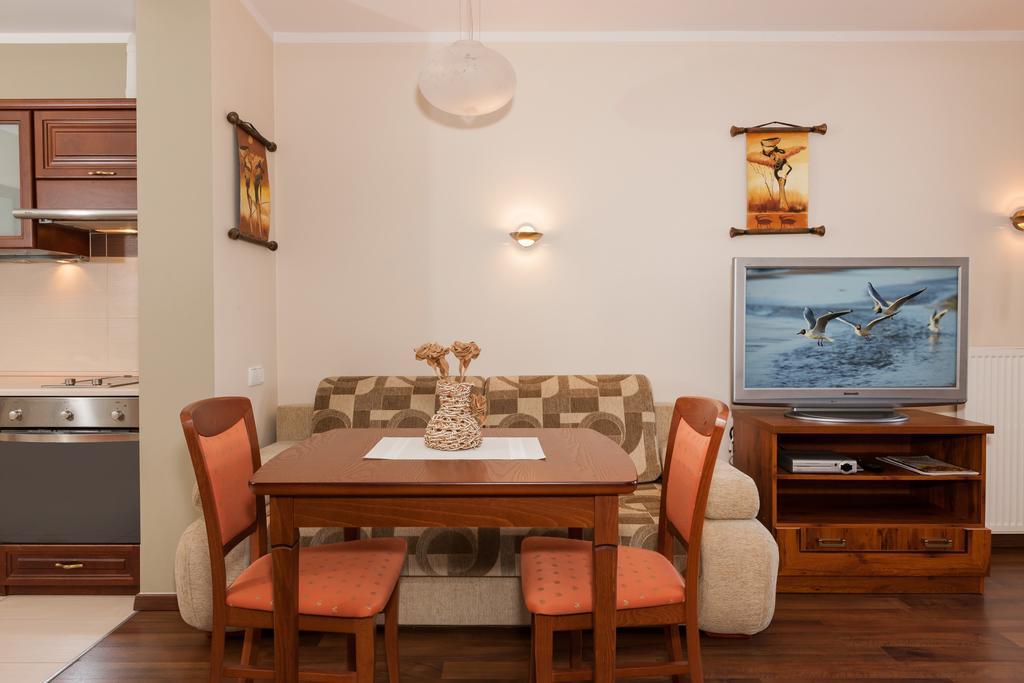 Apartamenty Pod Orlami By Noclegi Renters Swinoujscie Bagian luar foto