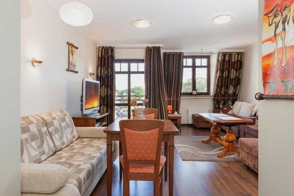 Apartamenty Pod Orlami By Noclegi Renters Swinoujscie Bagian luar foto