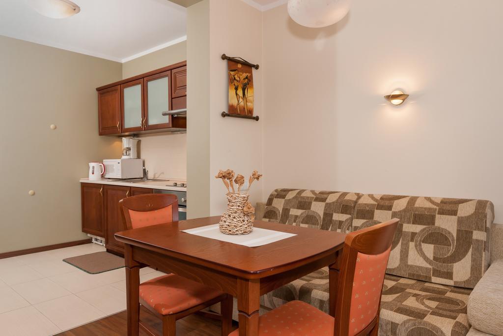 Apartamenty Pod Orlami By Noclegi Renters Swinoujscie Bagian luar foto